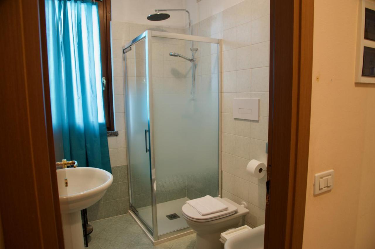 Casa Vacanze La Torre 오리오알세리오 외부 사진