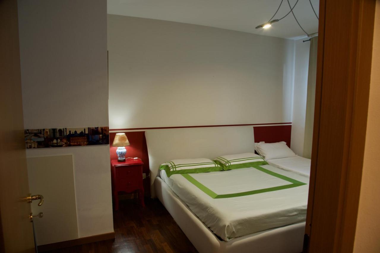 Casa Vacanze La Torre 오리오알세리오 외부 사진