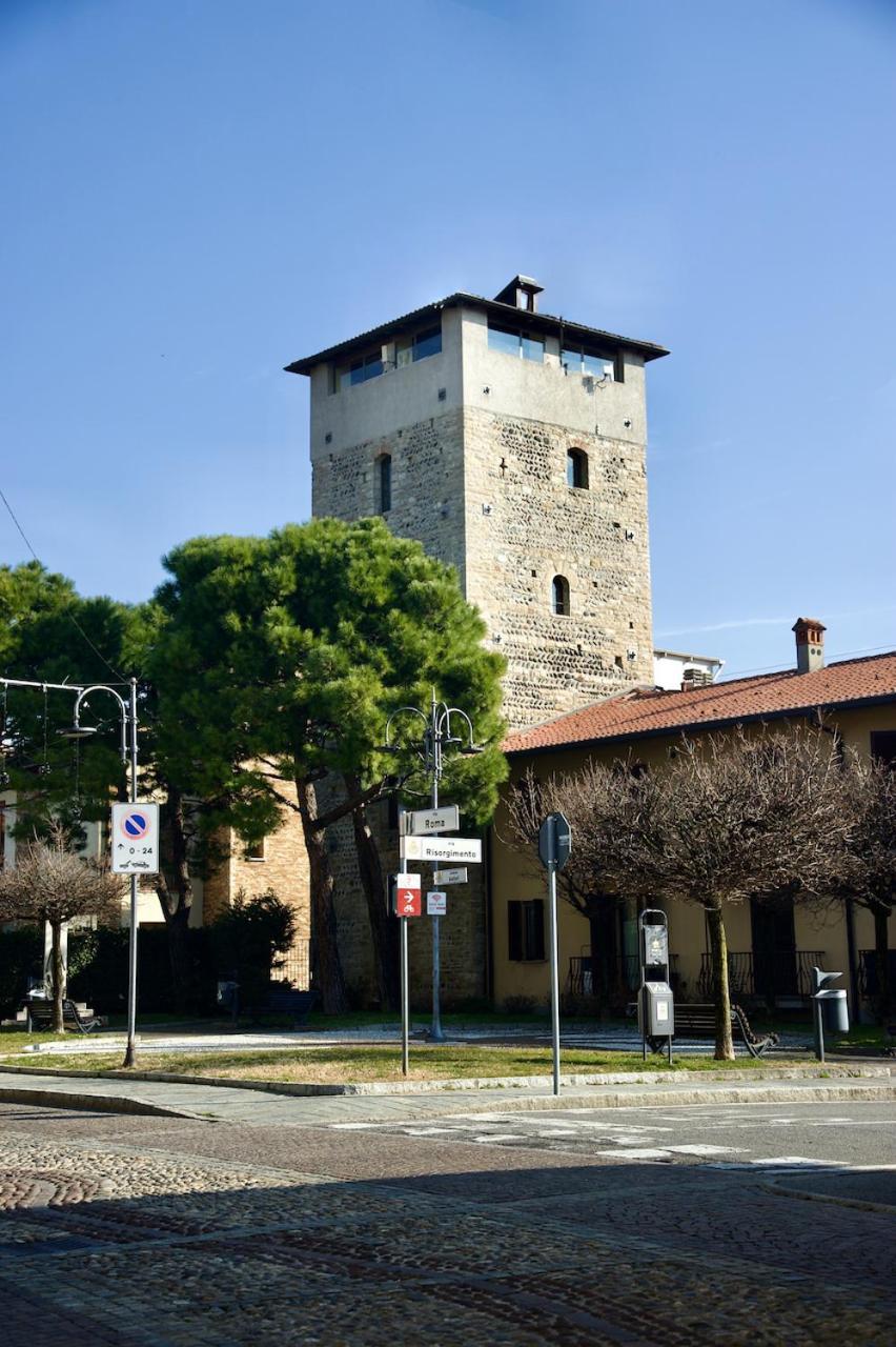 Casa Vacanze La Torre 오리오알세리오 외부 사진